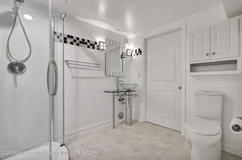 Bath - 7346 W Cutler Rd, Dewitt, MI 48820 photo 7 of 7