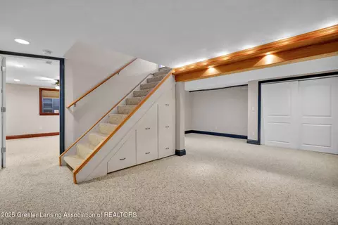Entry Way - 7346 W Cutler Rd, Dewitt, MI 48820 photo 2 of 3
