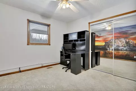Bedroom - 7346 W Cutler Rd, Dewitt, MI 48820 photo 1 of 3