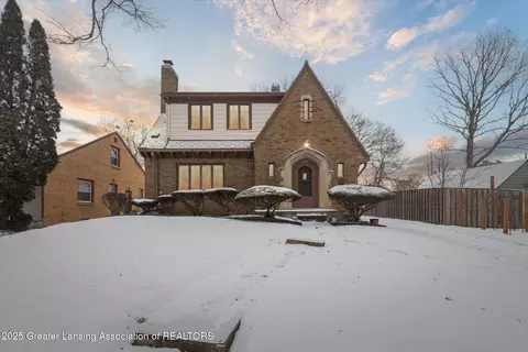 1622 W Kalamazoo St, Lansing, MI 48915