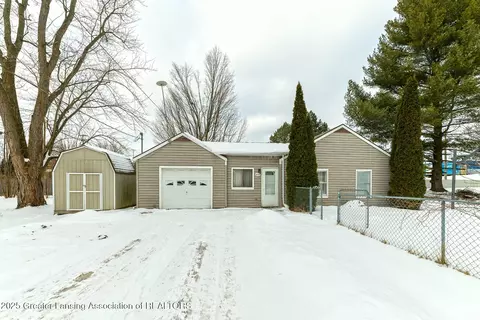 5600 Kaynorth Rd, Lansing, MI 48911