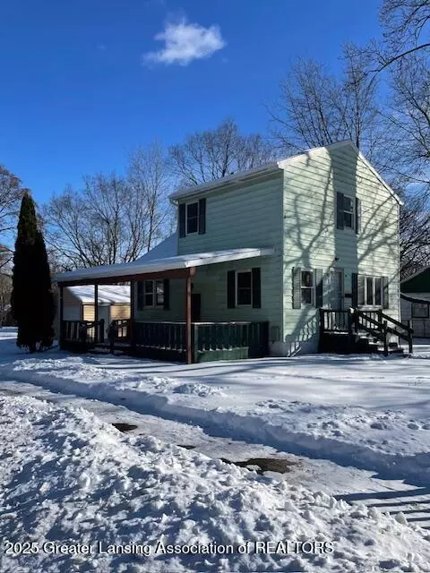 1101 Leslie St, Lansing, MI 48912