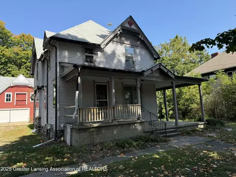 416 W Lawrence Ave, Charlotte, MI 48813