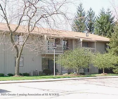 1717 Maple Ridge Rd #49, Haslett, MI 48840