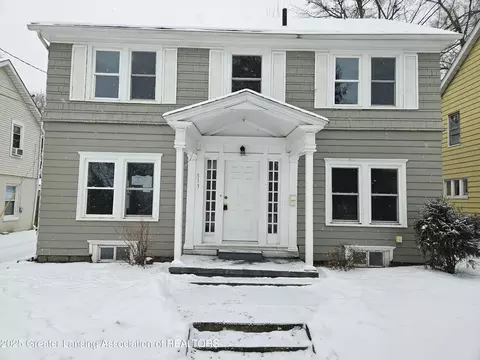 313 Van Buren St, Jackson, MI 49201