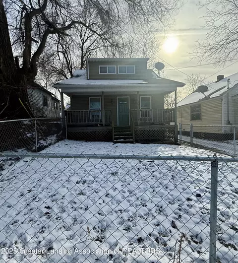 2517 E Ganson St, Jackson, MI 49202