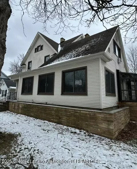 Exterior - 1623 4th St, Jackson, MI 49203 photo 2 of 2