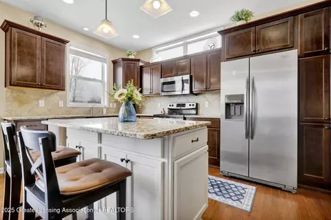 Kitchen - 612 Senna Trl, Dewitt, MI 48820 photo 3 of 5