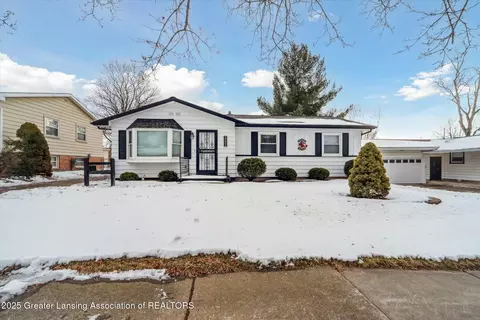 5233 Tulip Ave, Lansing, MI 48911