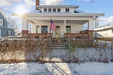 510 Washington St, Nashville, MI 49073