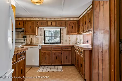 Kitchen - 501 Poplar St, Maple Rapids, MI 48853 photo 1 of 4