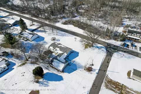 View/Area - 501 Poplar St, Maple Rapids, MI 48853 photo 3 of 12