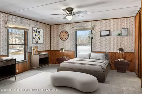 Bedroom - 501 Poplar St, Maple Rapids, MI 48853 photo 1 of 9