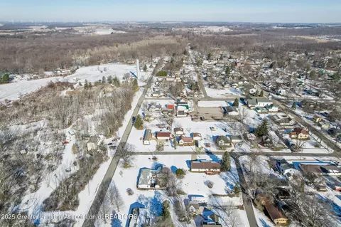 View/Area - 501 Poplar St, Maple Rapids, MI 48853 photo 10 of 12
