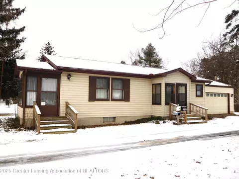 6523 S Washington Ave, Lansing, MI 48911