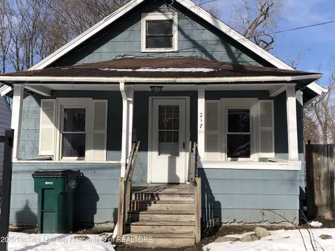 217 Denver Ave, Lansing, MI 48910