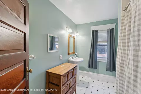 Bath - 404 E Riverside St, Williamston, MI 48895 photo 2 of 3