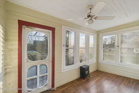 Exterior - 404 E Riverside St, Williamston, MI 48895 photo 9 of 16