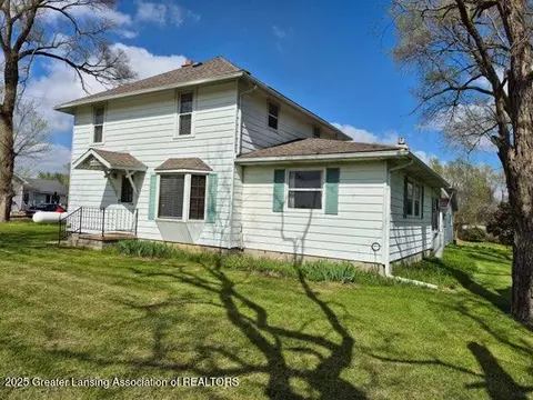 2968 N Krepps Rd, Saint Johns, MI 48879