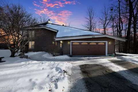 4031 Shoals Dr, Okemos, MI 48864