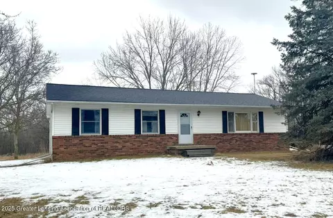 2210 N Hollister Rd, Ovid, MI 48866