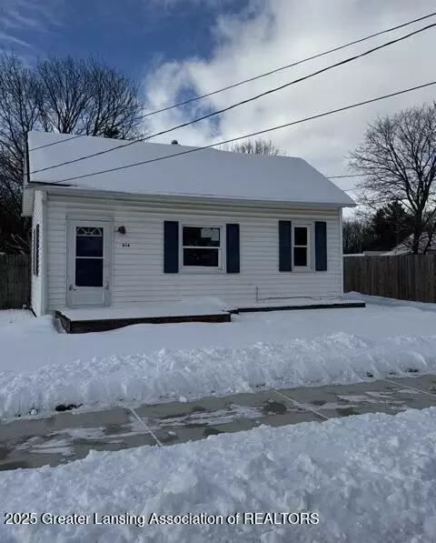 414 Pearl St, Charlotte, MI 48813