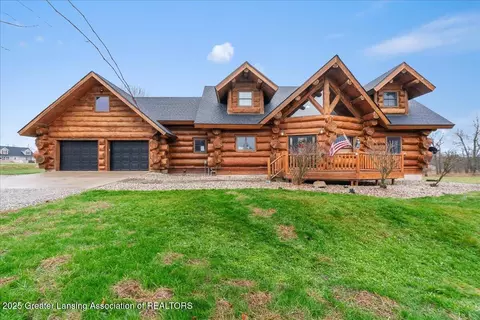 6905 Winston Ave, Lansing, MI 48906