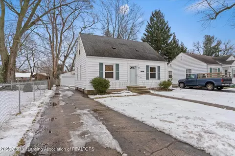 3115 Cedarbrook Ave, Lansing, MI 48910 photo 3