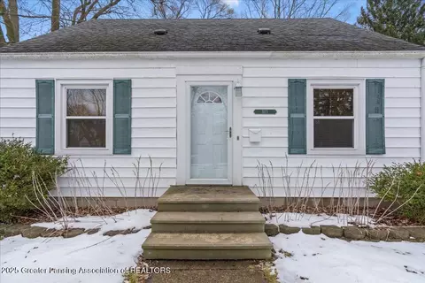 3115 Cedarbrook Ave, Lansing, MI 48910 photo 4
