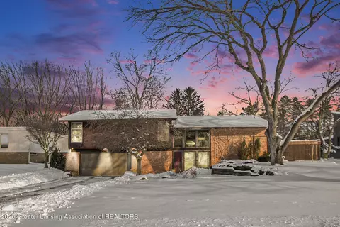 1824 Mirabeau Dr, Okemos, MI 48864