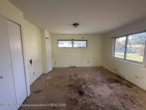 Bedroom - 1233 Longfellow Ave, Jackson, MI 49202 photo 1 of 4