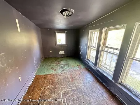 Other - 1233 Longfellow Ave, Jackson, MI 49202 photo 4 of 9