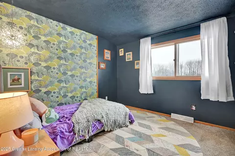 Bedroom - 1615 Haslett Rd, Williamston, MI 48895 photo 2 of 7