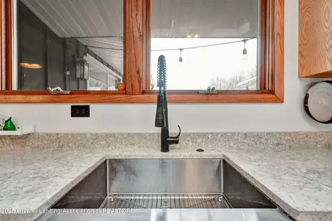 Kitchen - 1615 Haslett Rd, Williamston, MI 48895 photo 4 of 5