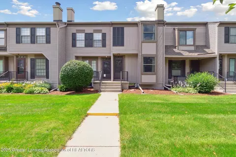 128 Park Meadows Dr #36, Lansing, MI 48917