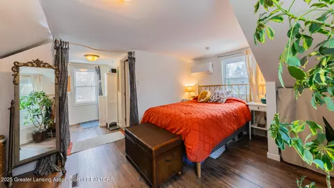 Bedroom - 2460 N Eifert Rd, Holt, MI 48842 photo 2 of 3