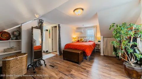 Bedroom - 2460 N Eifert Rd, Holt, MI 48842 photo 1 of 3