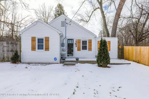 835 W Jolly Rd, Lansing, MI 48911