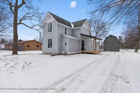511 N Lansing St, Saint Johns, MI 48879