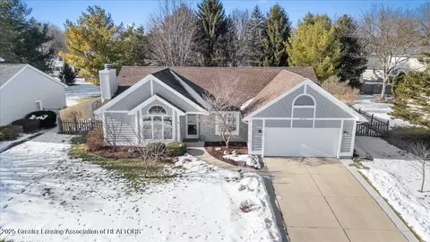 5979 Eagles Way, Haslett, MI 48840