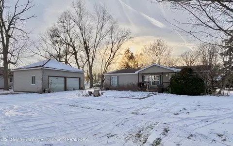 110 N Morse St, Perrinton, MI 48871