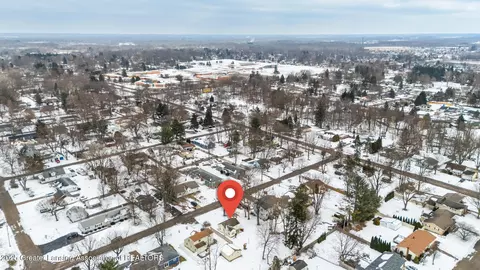 View/Area - 1909 Phillips Ave, Holt, MI 48842 photo 1 of 2
