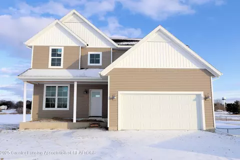 623 Launch Point Dr, Perry, MI 48872