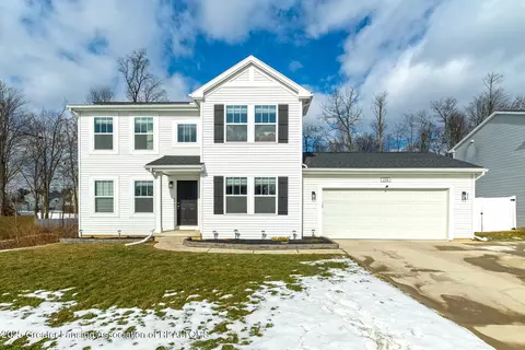 233 Noleigh Ln, Dewitt, MI 48820