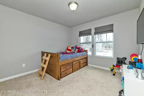 Bedroom - 233 Noleigh Ln, Dewitt, MI 48820 photo 2 of 5