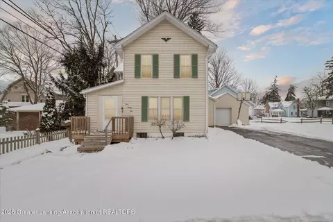 125 Water St, Williamston, MI 48895