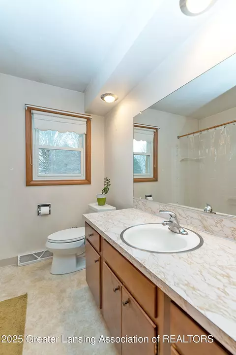 Bath - 316 E Northrup St, Lansing, MI 48911 photo 1 of 2