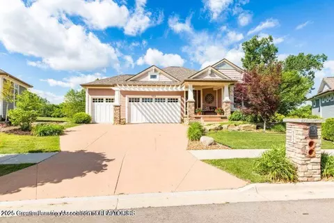 532 Aquila Dr, East Lansing, MI 48823