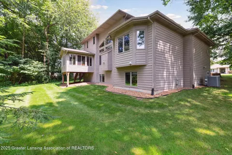 5551 Silverleaf Ct, Haslett, MI 48840 photo 49