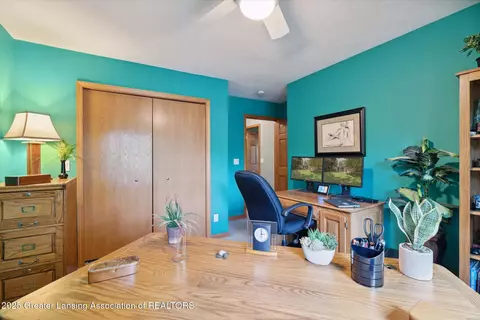 5551 Silverleaf Ct, Haslett, MI 48840 photo 14